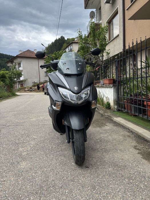 2024 г. Suzuki Burgman 125 cc