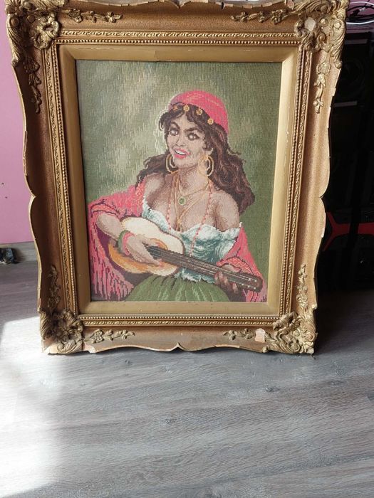 Гоблен Циганката с китарата.