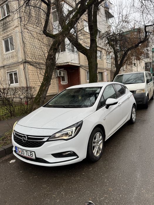 Opel Astra K 2016 | 1.6 Diesel | Apple CarPlay | Pilot automat