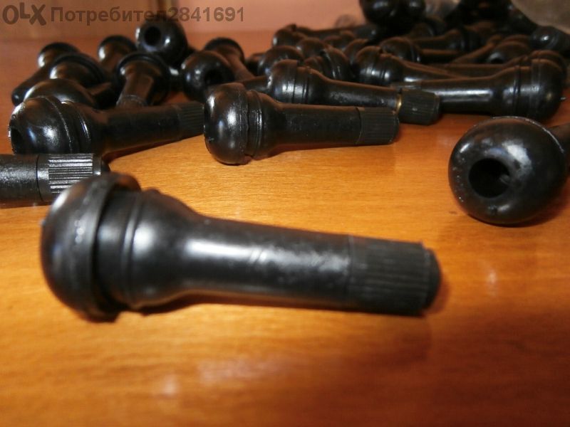 Продававам вентили за / джанти / безкамерни гуми.