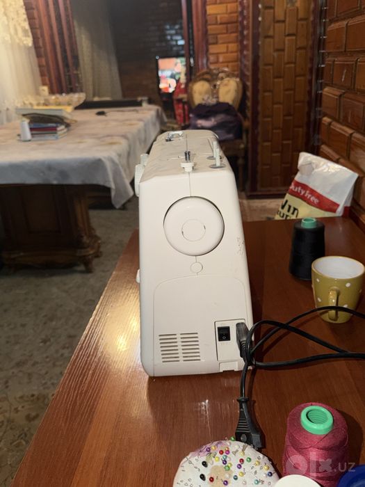 Шаейная машина janome 1012