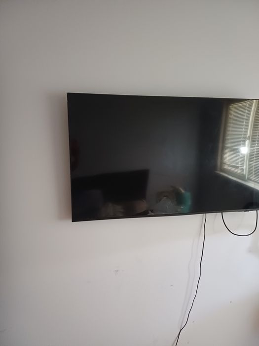 Samsung 50" UE50DU7102UXH – за части или ремонт