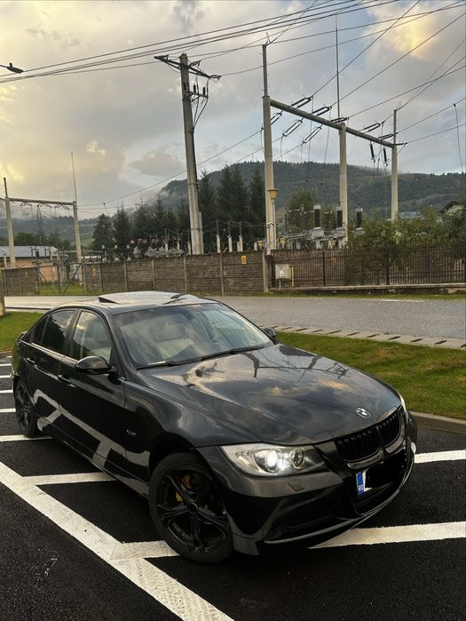 BMW E90 320d M47 163 CP – 2007 Trapă/Xenon/Navigatie/Piele