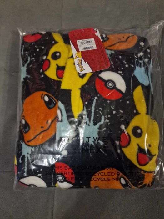 Детски тениски-Adidas ,Reeebok ,Халат на Pokemon