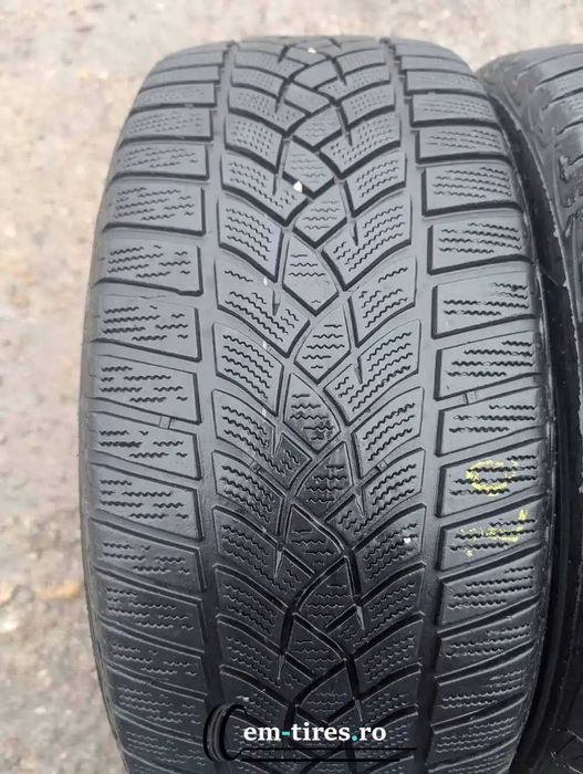 SET 2 Anvelope Iarna 215/50 R17 GOODYEAR UltraGrip Performance 95V