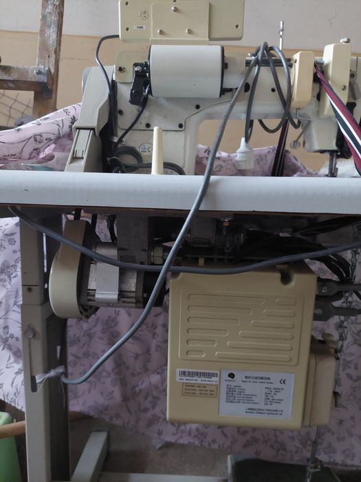 Vând mașină de cusut GEMSY cu tăiere de ață,motor silențios 220v