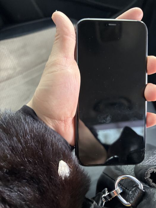 Продам iphone 11 на 64 Gb