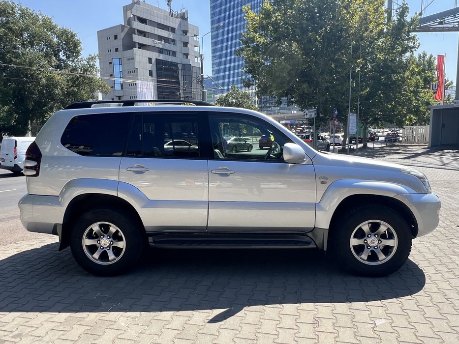 Toyota Land Cruiser 120 2008 3.0 d -4D AT 173 Cp Masina de AMBASADA