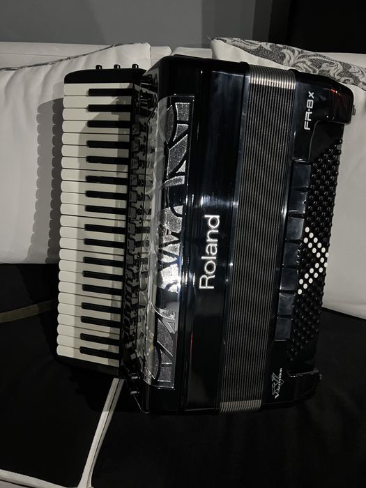 Vand acordeon roland fr8x