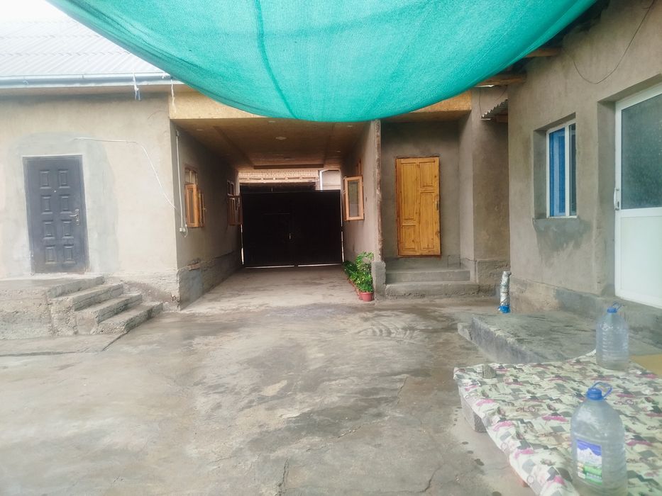 Уй сотилади Айдаралида