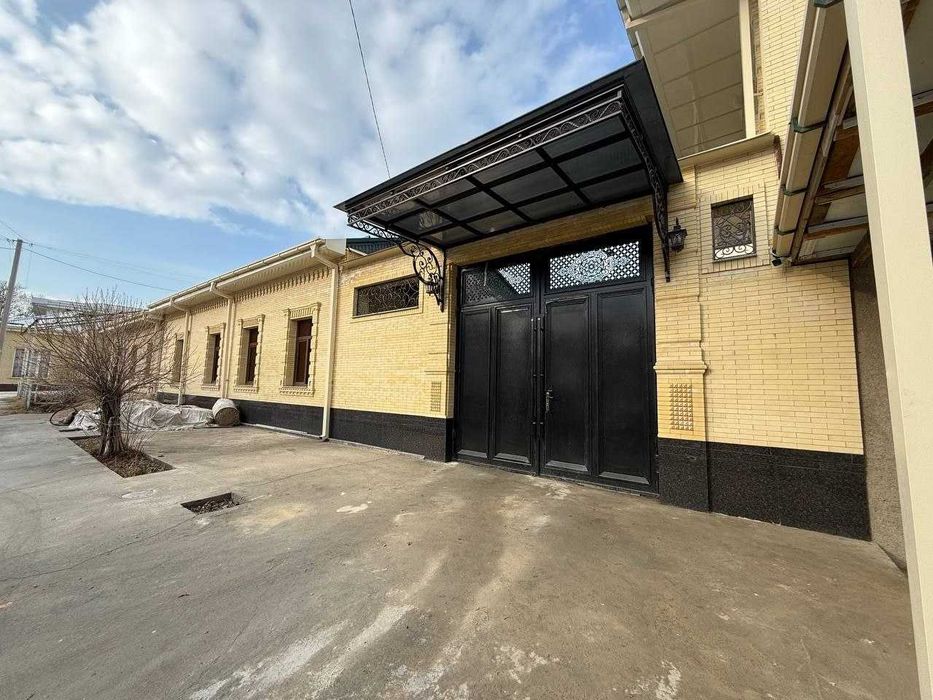 гагарина 4 сут хавли сотилади