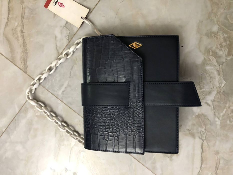 Продаю сумки и клатчи Турция