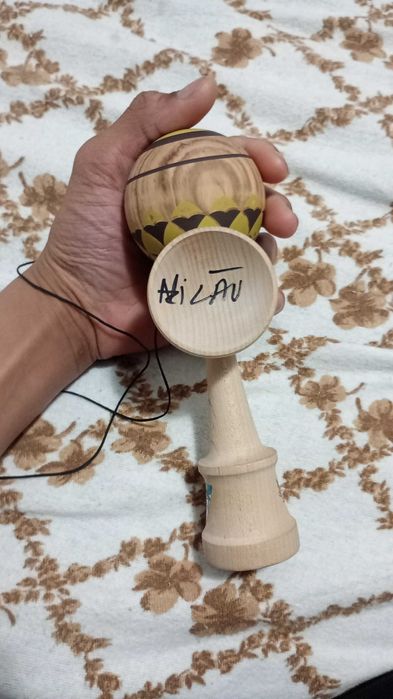 Kemdama jockbert v 2