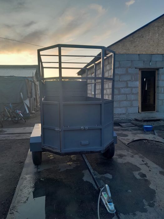 Прицеп скотовозка с доками