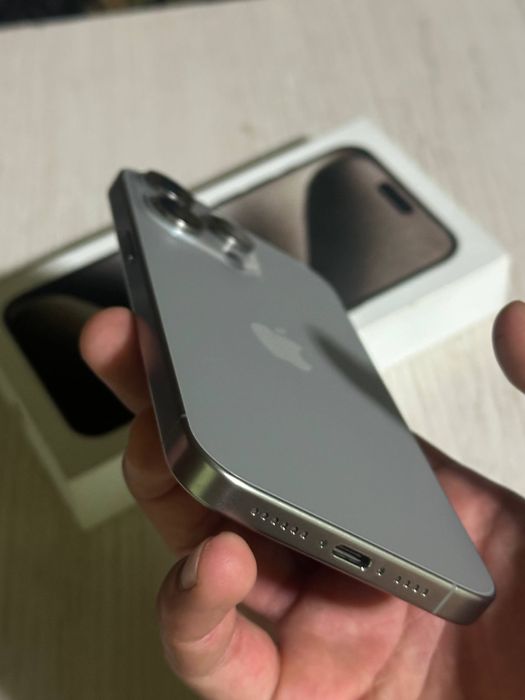 iPhone 15 Pro Max