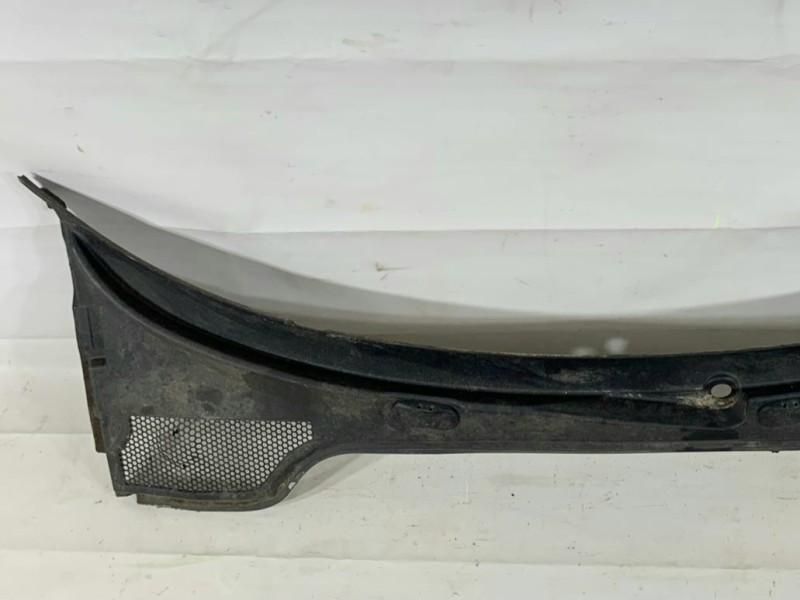 Grila stergator parbriz Audi A3 8P1 Hatchback