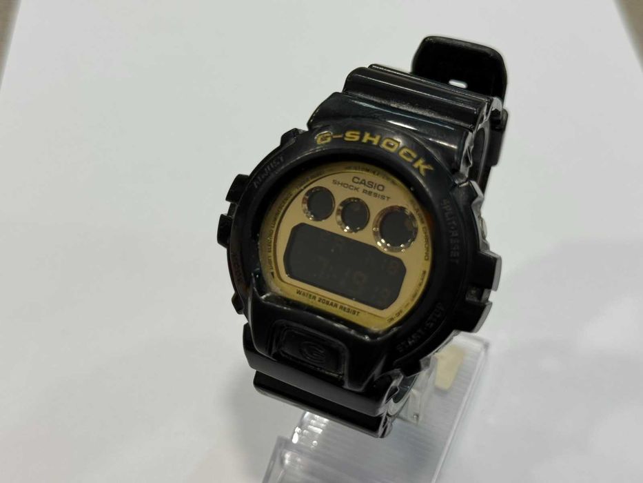 Часовник G-SHOCK DW-6900CB