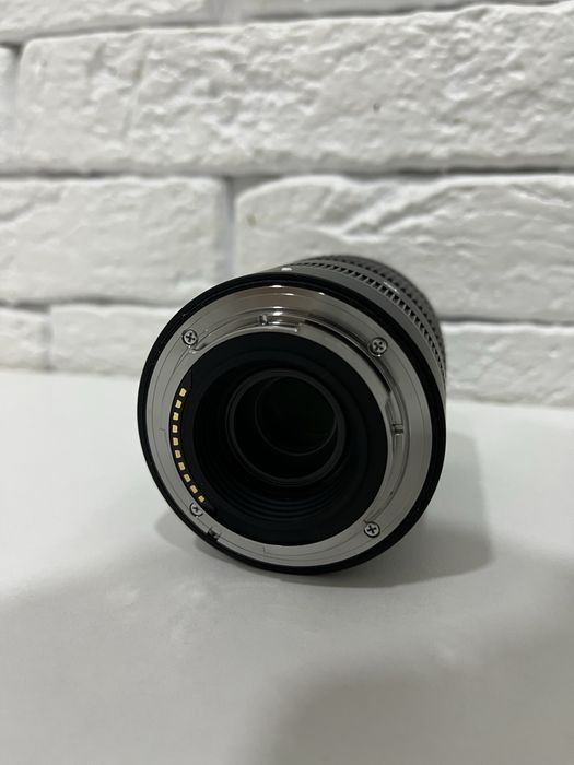 Объектив Sigma 18-50 f2.8