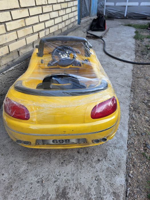 Продам детскую машину