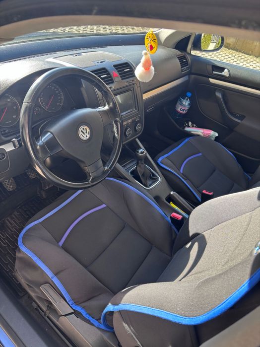 Продавам vw Jetta