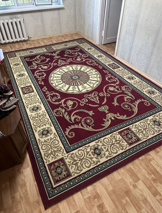 продам ковер 4/2,4