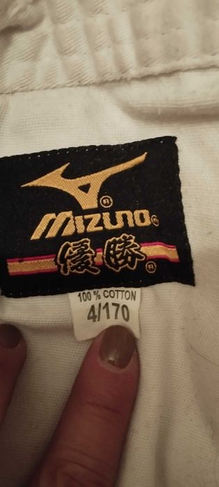 Продам кимоно для занятий карате