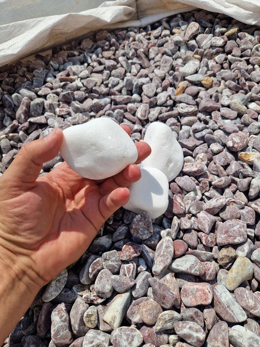 Marmura rotungita Alba, petricele decorative, Ardezie, Marmer Kavala