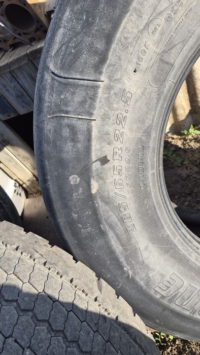 Продам резину на прицеп фуры.