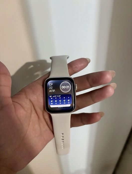 Apple wetch se 2 (44mm) сатылады