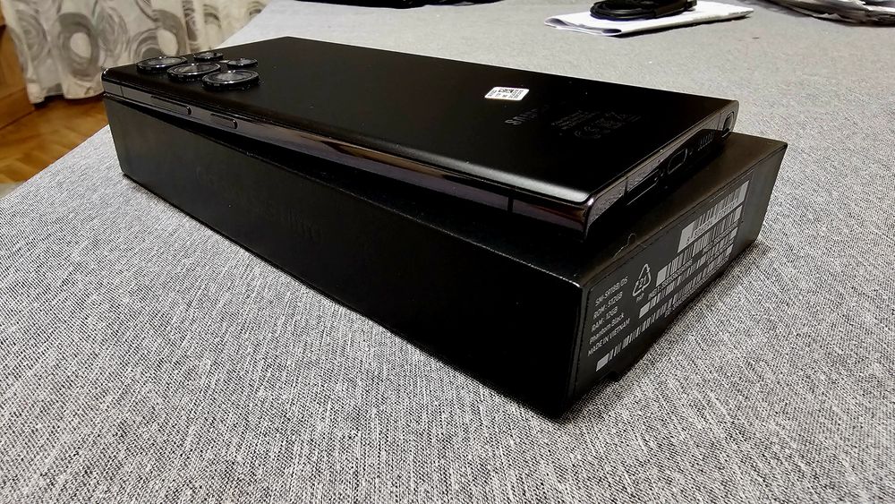 Samsung S23 Ultra 12/ 512 Gb