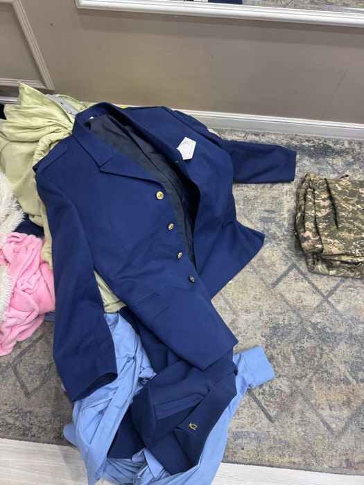 Военная форма, разные есть и новые