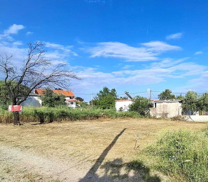 Продава се парцел с площ 350 м2 в Аспровалта, Гърция