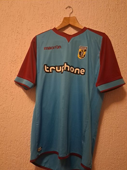 Футболни Тениски