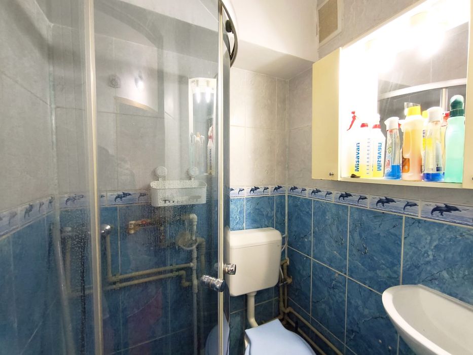 Garsonieră modernă de închiriat, etaj 2 – Calea 6 Vânători