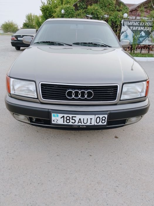 Продам Ауди 100 2 Мона