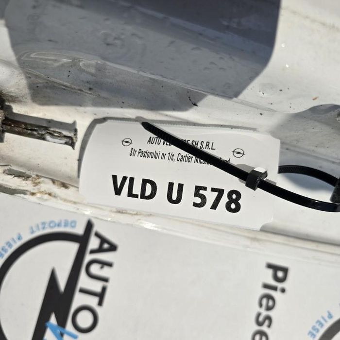 Portiera usa stanga spate Opel Zafira B