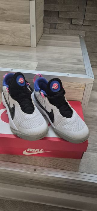 Adidasi Nike copii
