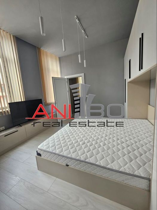 Дава се под наем Тристаен апартамент в Варна, Гръцка махала - 100 кв.м за 1795.2 € - Снимка #2