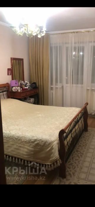 Кровать в спальню ковка с деревом