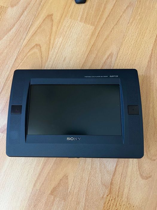 Преносим DVD / CD плеър Sony