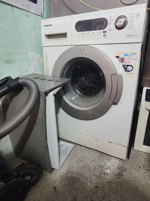 Продам стиральную машину samsung.
