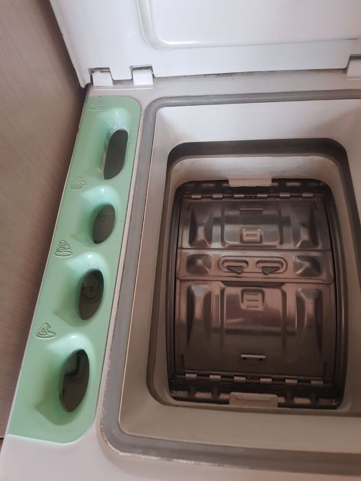 Продам стиральную машину