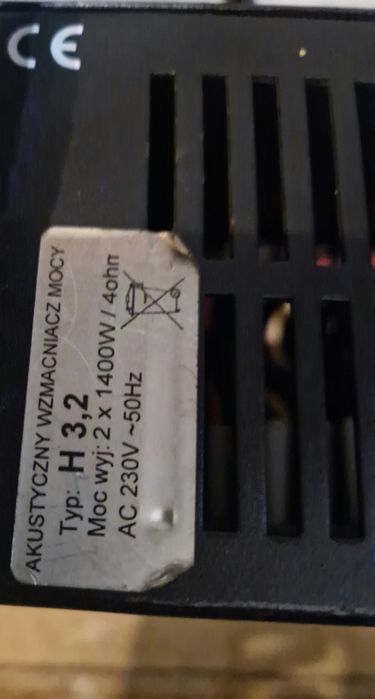 Amplificator(putere) sound standard sau schimb