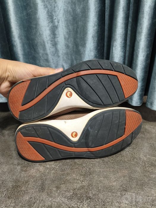 Оригинальные кроссовки Clarks