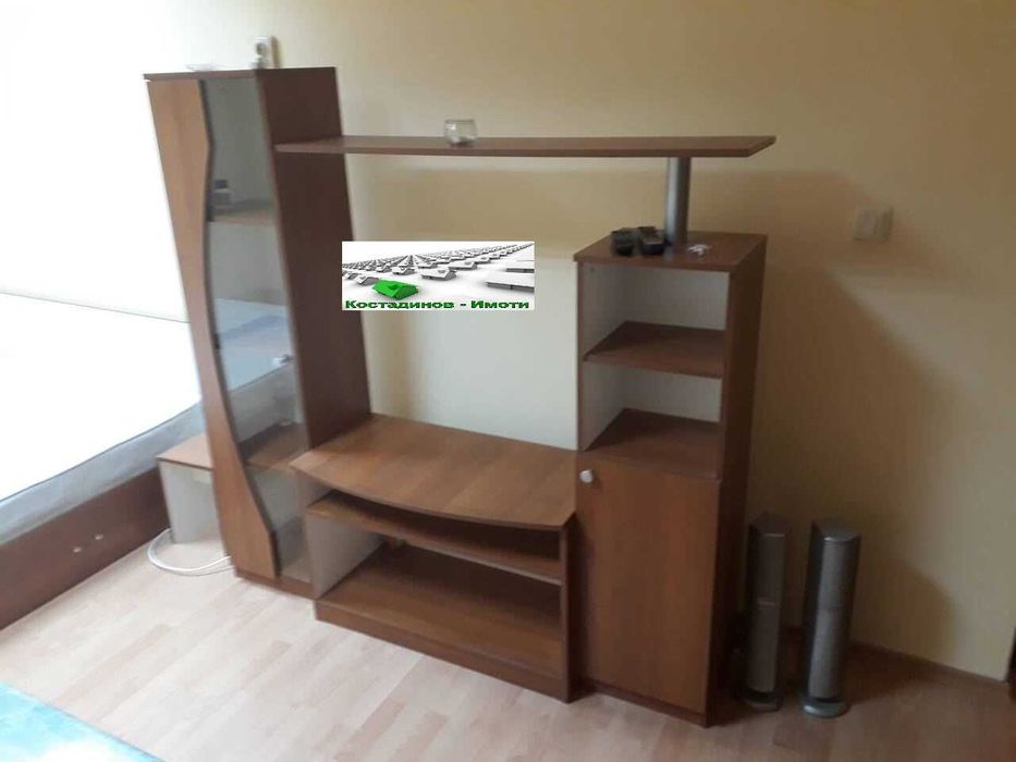 Дава се под наем Двустаен апартамент в Пловдив, Център - 65 кв.м за 378.93 € - Снимка #2