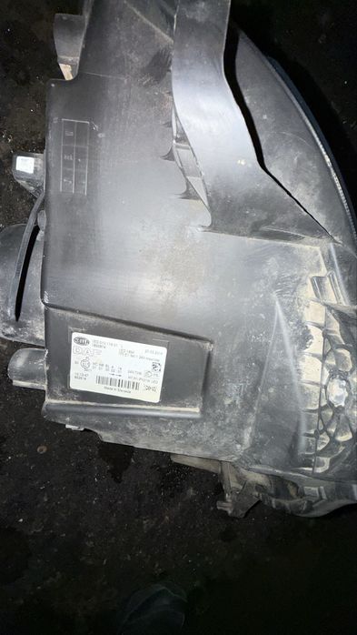 Продам фару на Даф 106