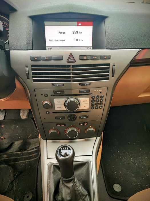 На части: Астра H Z20LEL