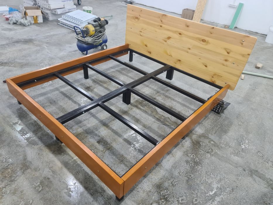 Двуспальная кровать 180х200