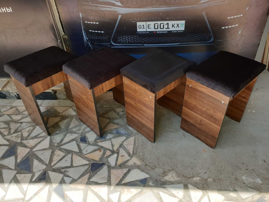 Табуретки с мягким сиденьем от производителя.  По низкой цене