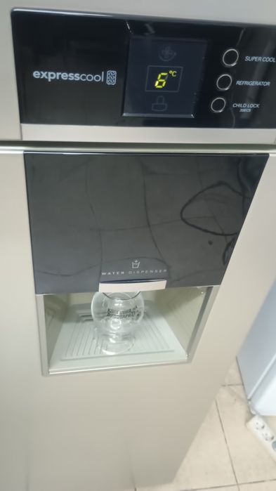 LG голям хладилник Nofrost